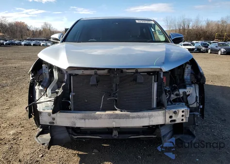 2018 Toyota Highlander Le из США, поврежденный, VIN 5TDBZRFH9JS874894